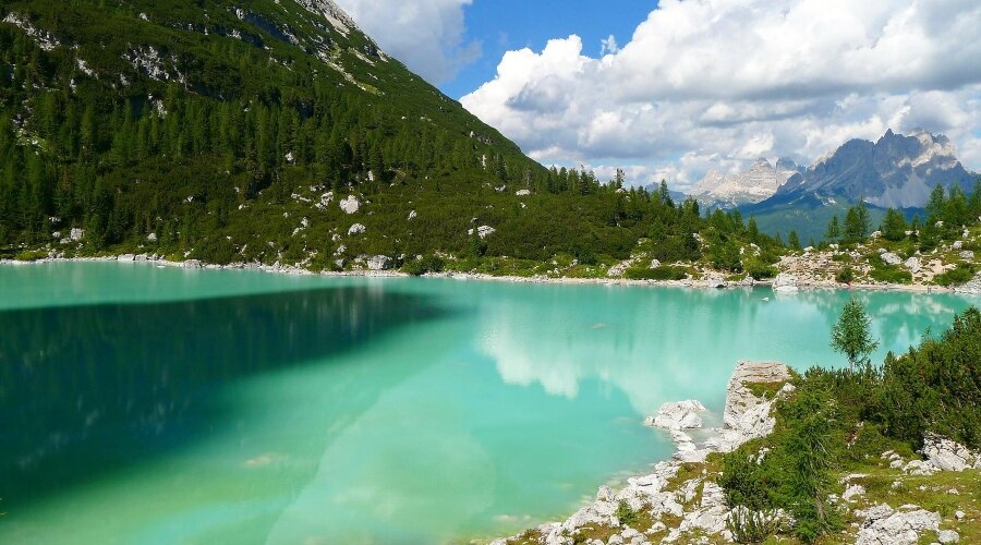 Jezero Sorapis Itálie