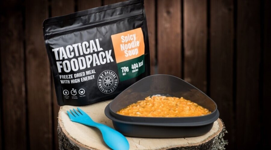 Tactical Foodpack - Kořeněná nudlová polévka - hotové jídlo na cesty. 