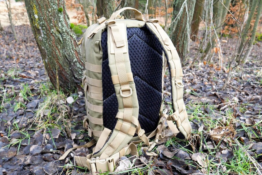 Zádový systém malého taktického batohu Falcon II Maxpedition