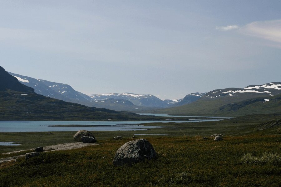 Kungsleden, Sweden. Zdroj: https://pixabay.com/cs/photos/%C5%A1v%C3%A9dsko-laponsko-kungsleden-krajina-1093279/