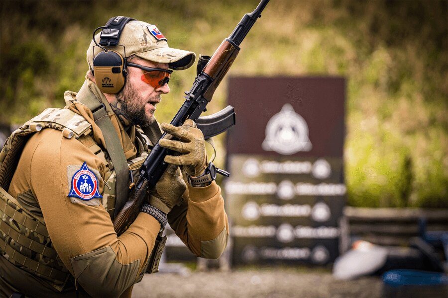 Střelecká soutěž Combat Challenge se Slovensku. Zdroj: combatchallenge.sk