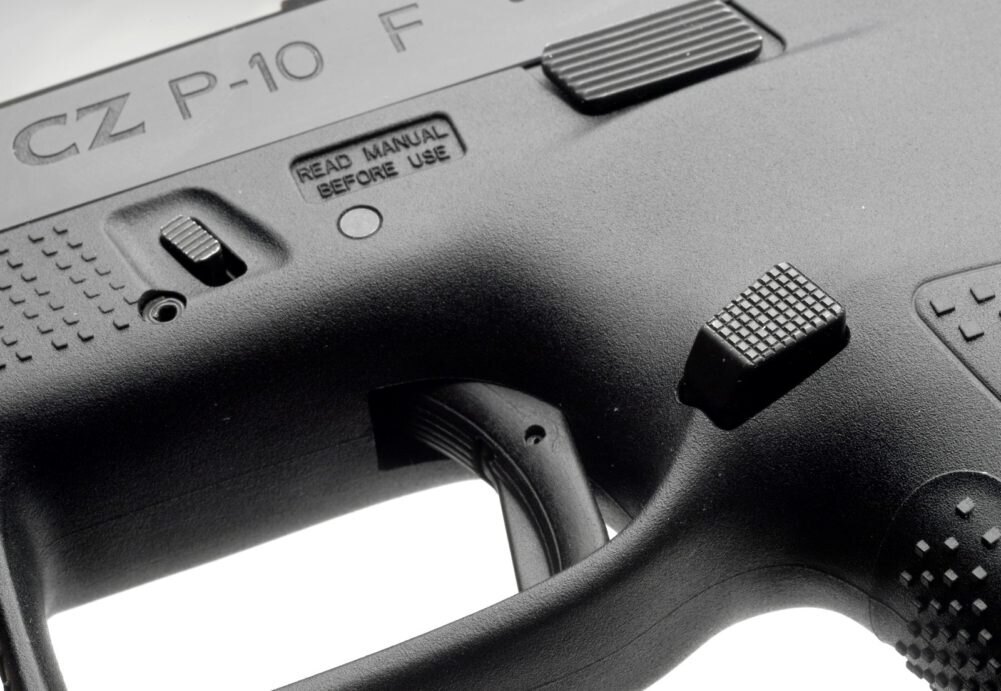 Prodloužený uvolňovač zásobníku CZ P-10 HB Industries®